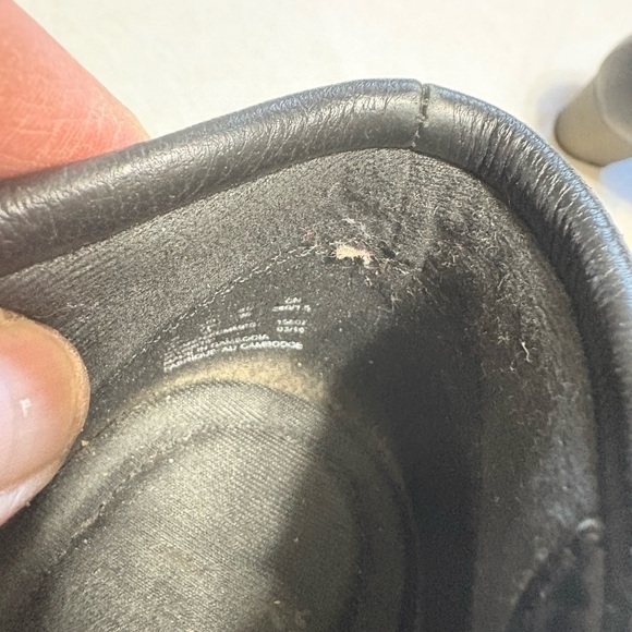 Elegant Black Women's Shoes - Picture 4 of 10